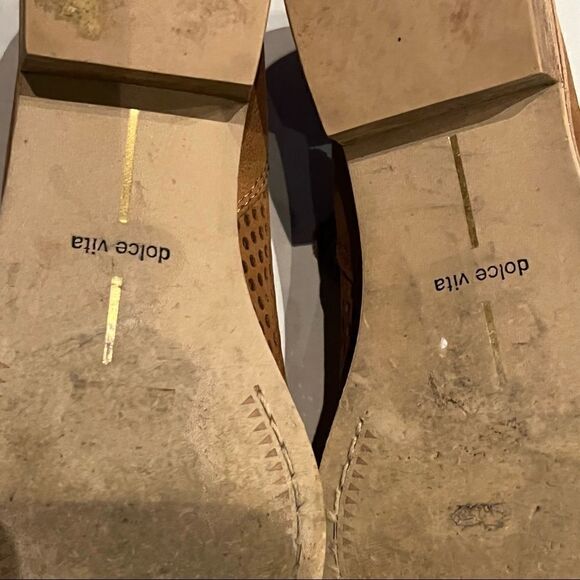 Dolce Vita booties rich chocolate brown color perforated 6.5 padded footbed - Picture 7 of 11